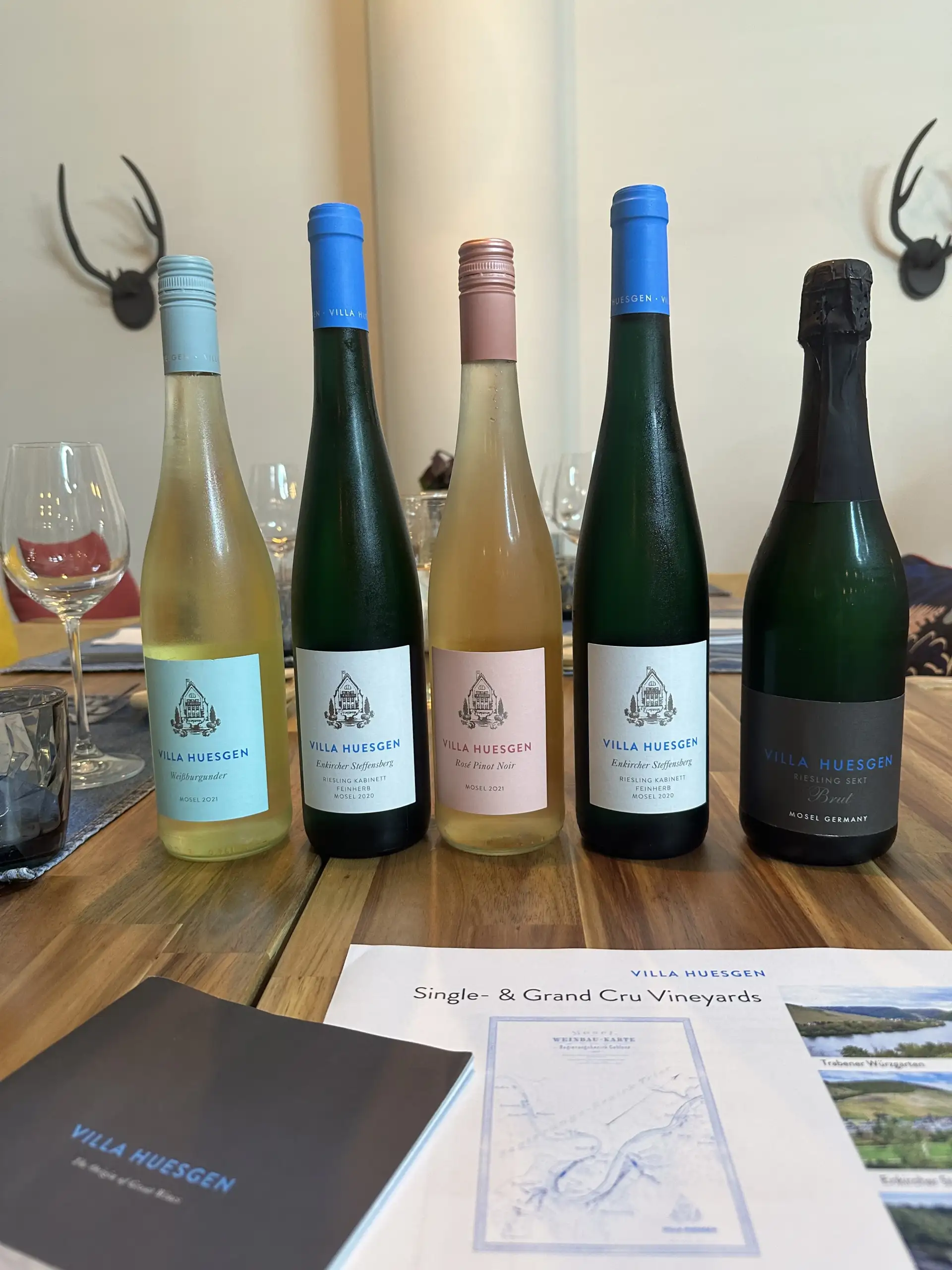 Villa huesgen veinid riesling weissburgunder pinot noir sekt